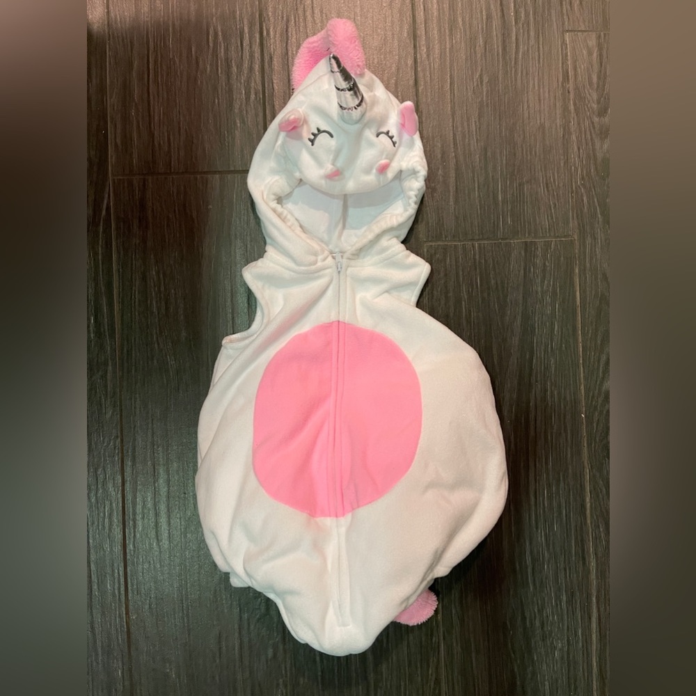 Carter’s unicorn costume